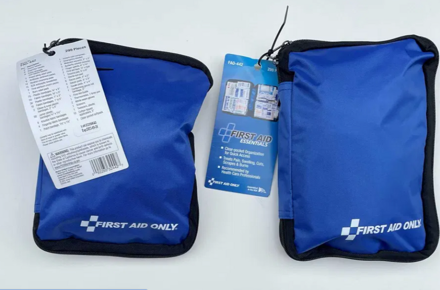 Універсальна Аптечка First Aid Only 298 предметів 0006 фото