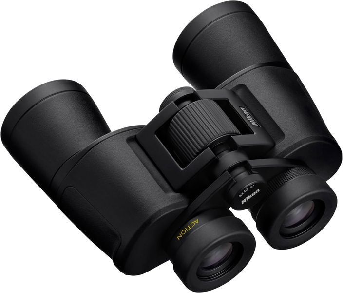 Бинокль Nikon Action  8x42   Бинокль Nikon Action  8x42   фото
