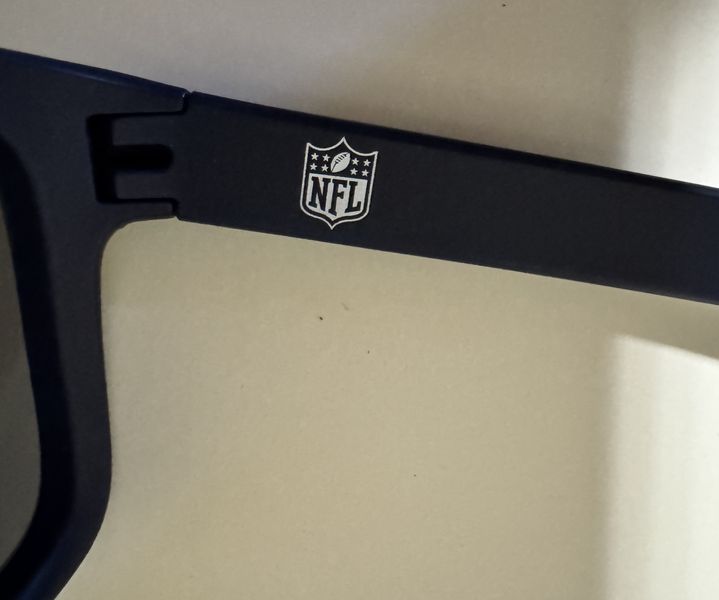 Окуляри сонцезахисні Oakley Holbrook Seattle Seahawks чорні з лінзами  Prizm Black 000972-2 фото