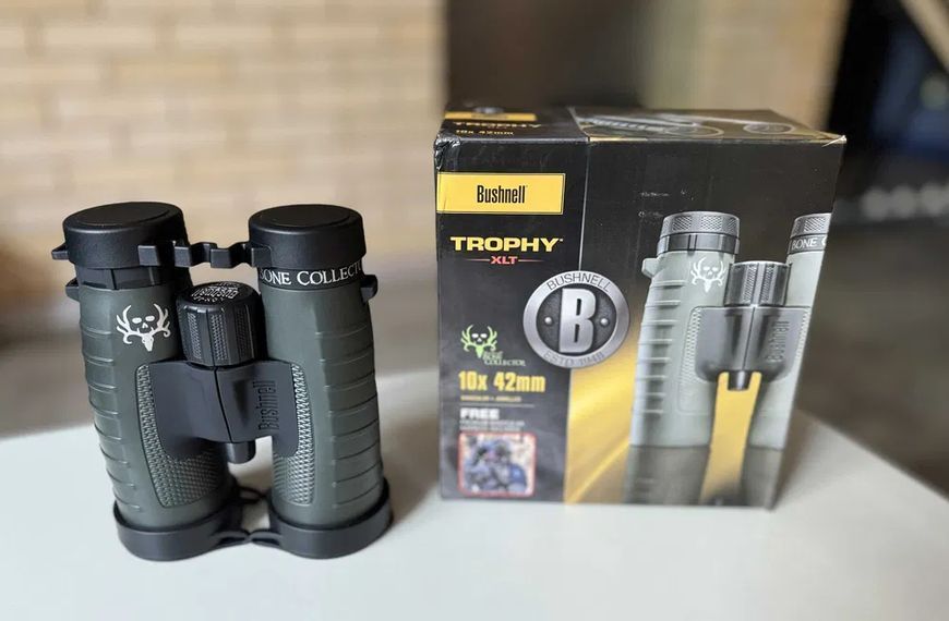 Бінокль Bushnell Trophy XLT 10x42 Bone Collector + Кріплення 000995 фото
